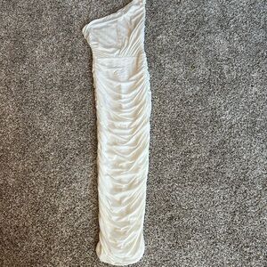 Elegant White One-Shoulder Dress